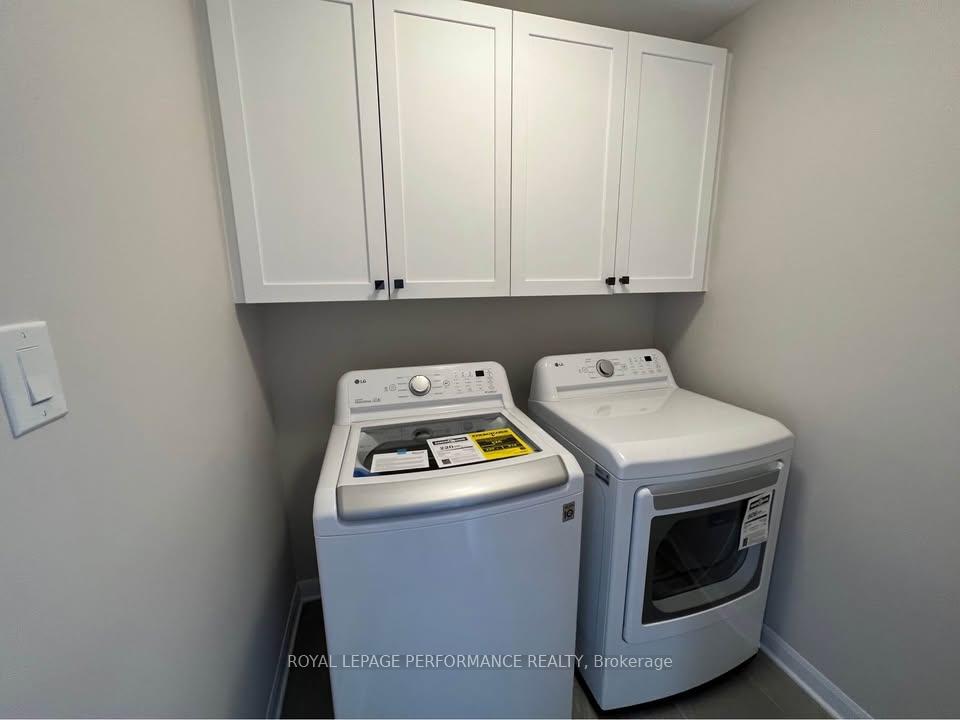 Photo 21 of 33 Watchim Street, Ottawa, Avalon East — HOMEH