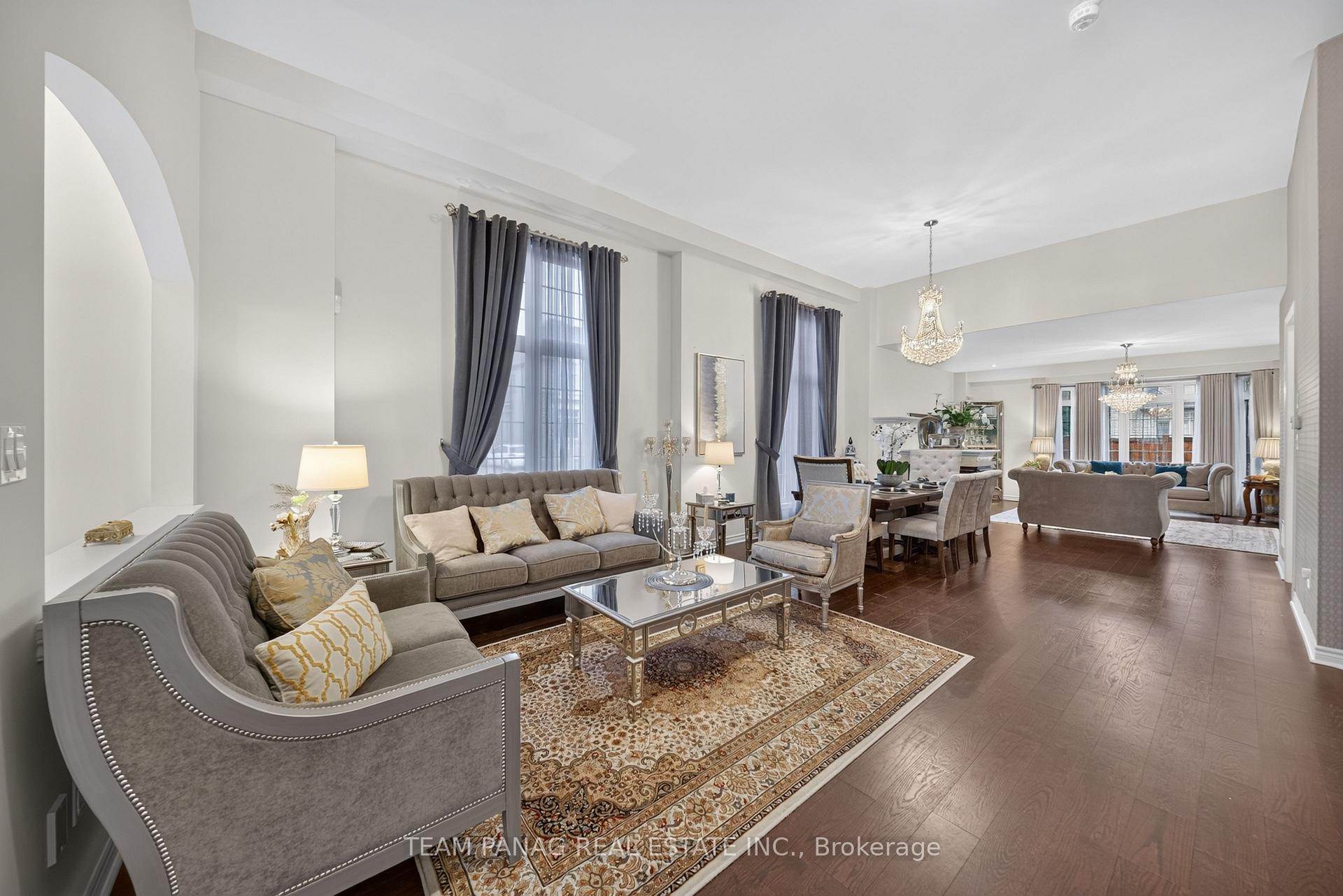 Photo 10 of 1 Astrantia Way, Brampton, Credit Valley — HOMEH