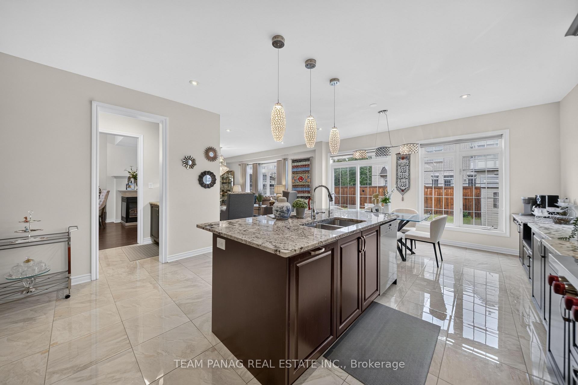 Photo 16 of 1 Astrantia Way, Brampton, Credit Valley — HOMEH