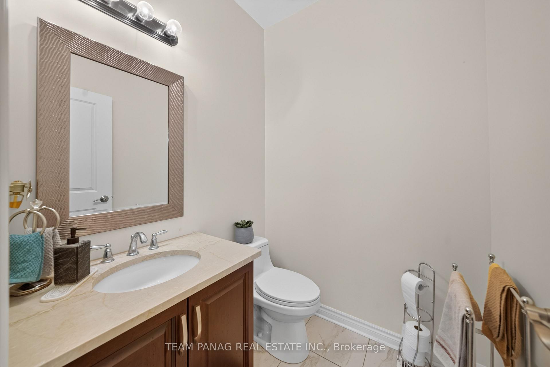 Photo 23 of 1 Astrantia Way, Brampton, Credit Valley — HOMEH