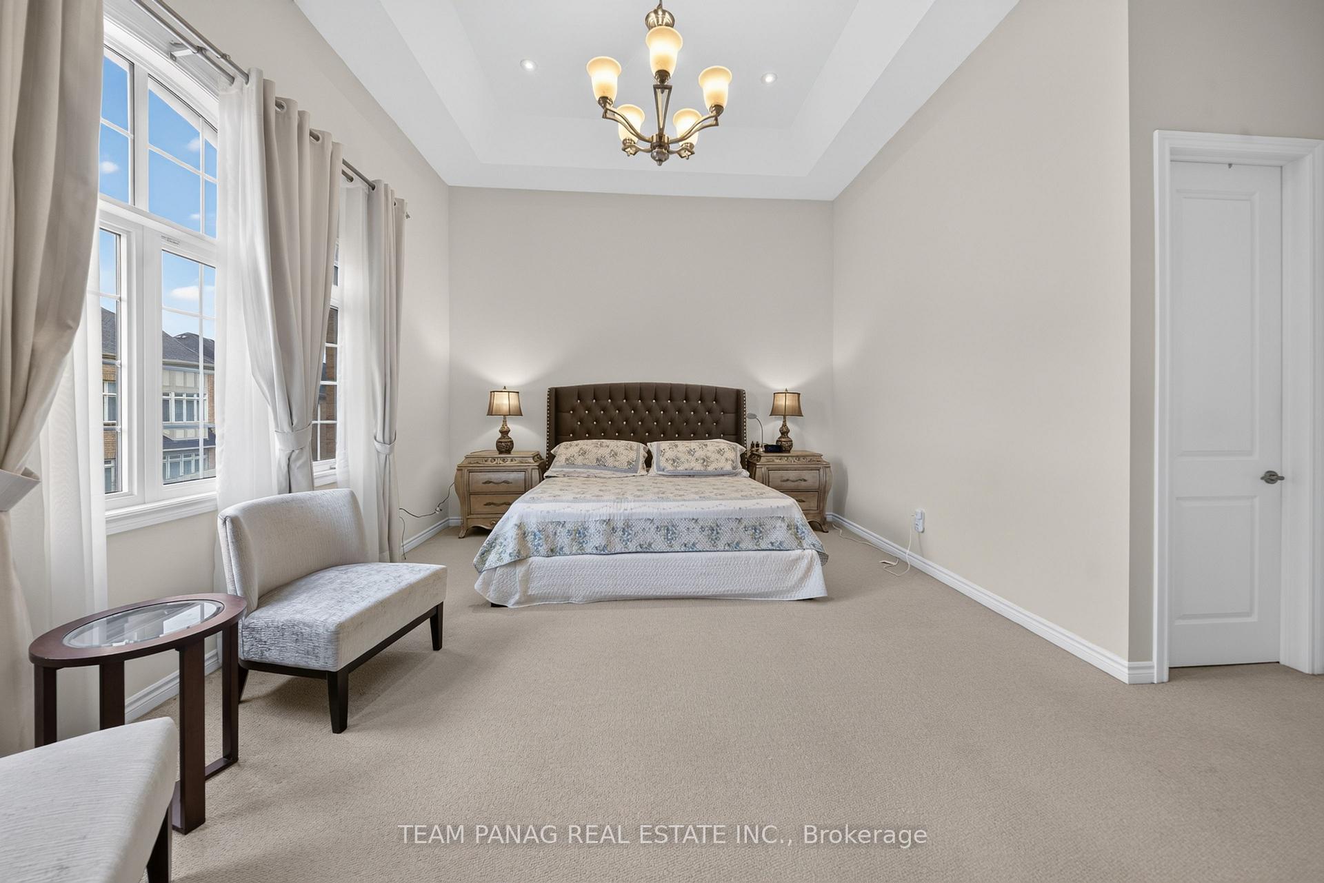 Photo 28 of 1 Astrantia Way, Brampton, Credit Valley — HOMEH