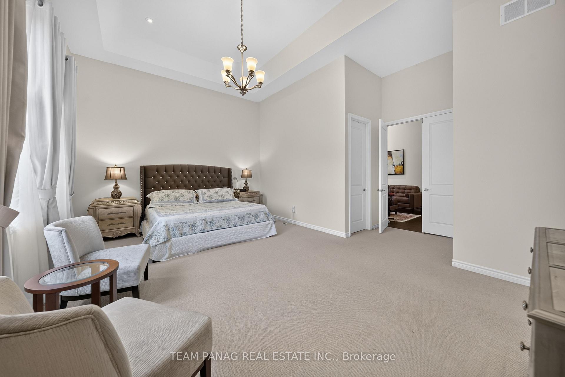 Photo 30 of 1 Astrantia Way, Brampton, Credit Valley — HOMEH