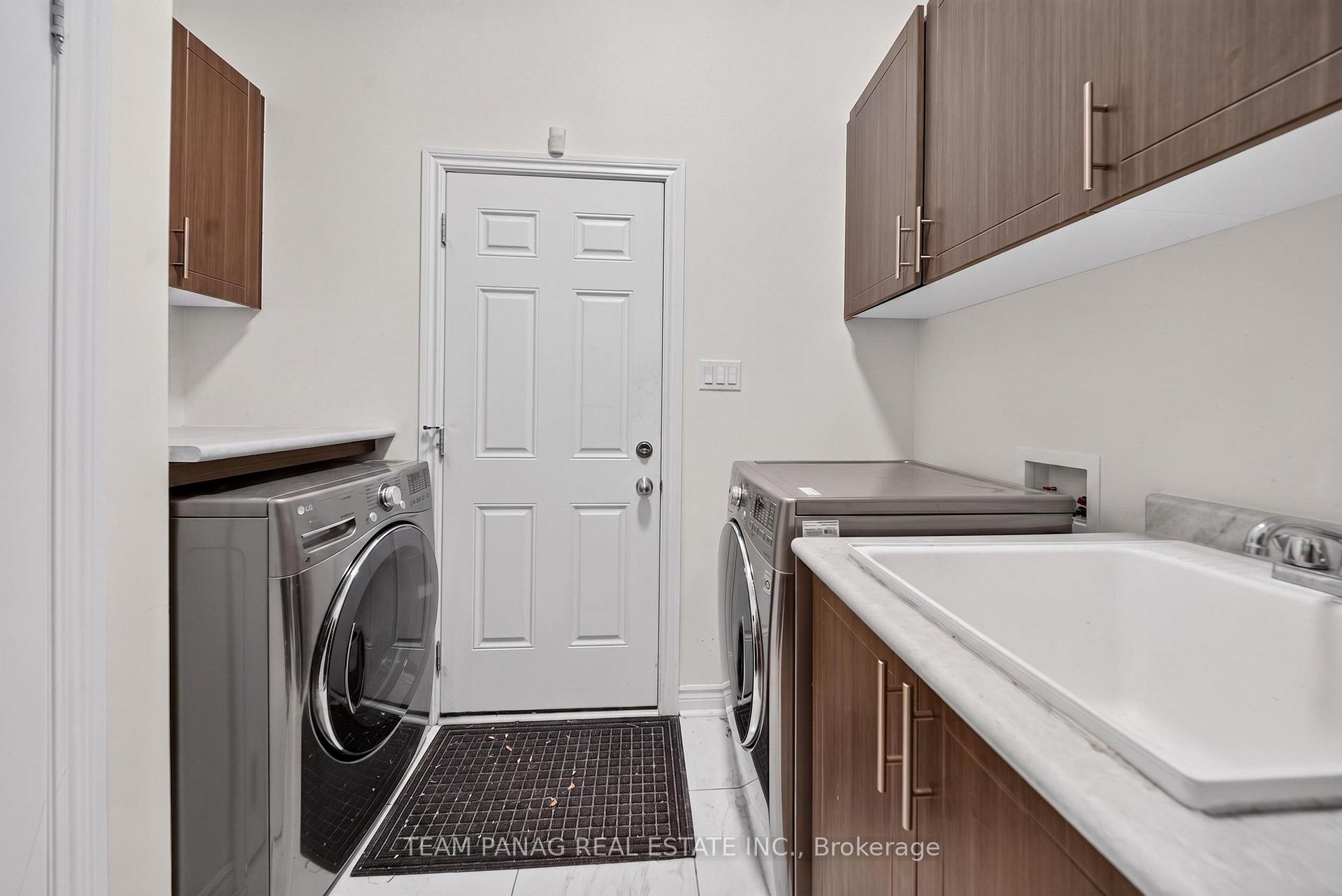 Photo 46 of 1 Astrantia Way, Brampton, Credit Valley — HOMEH