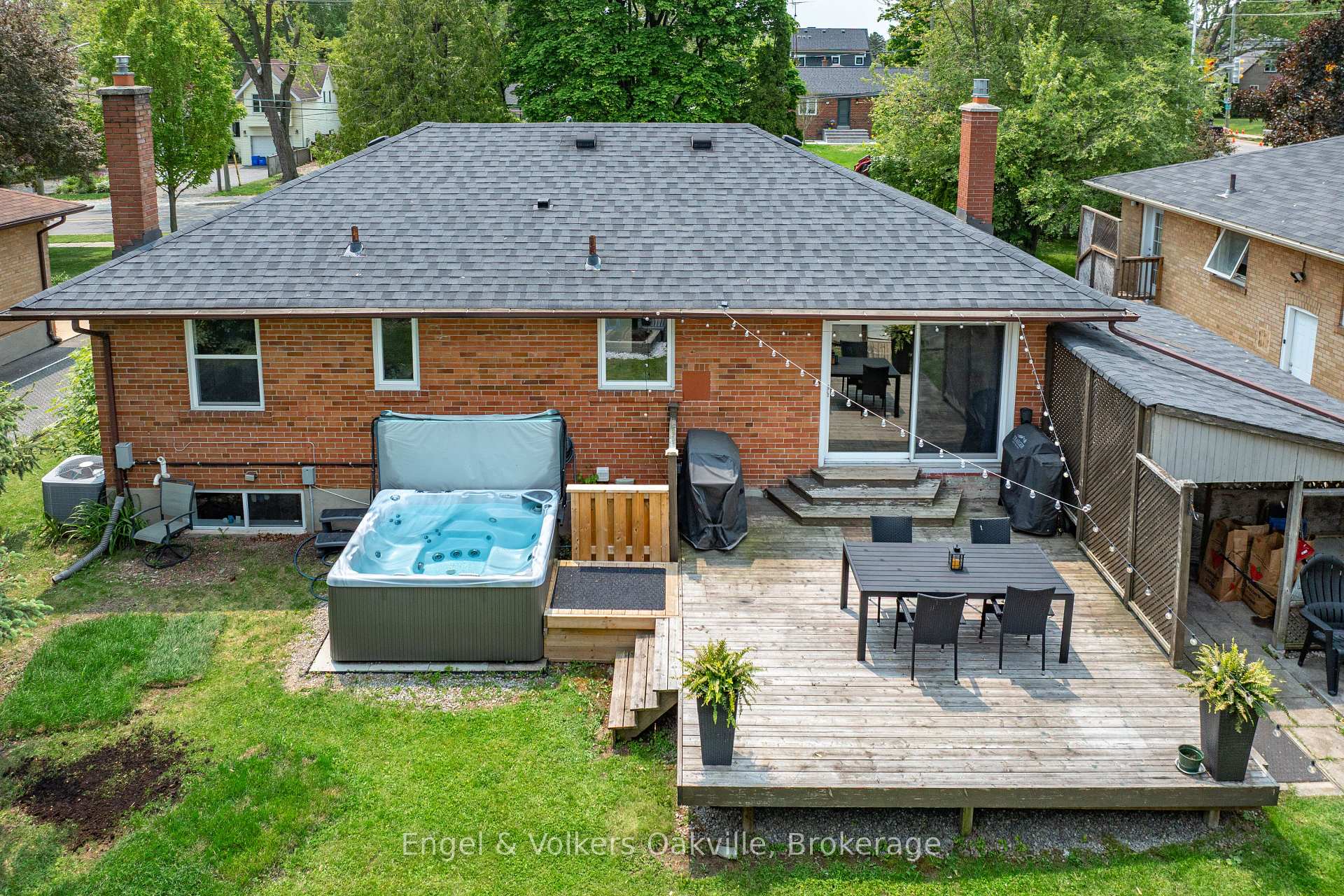 Photo 35 of 465 Fourth Line, Oakville, West — HOMEH