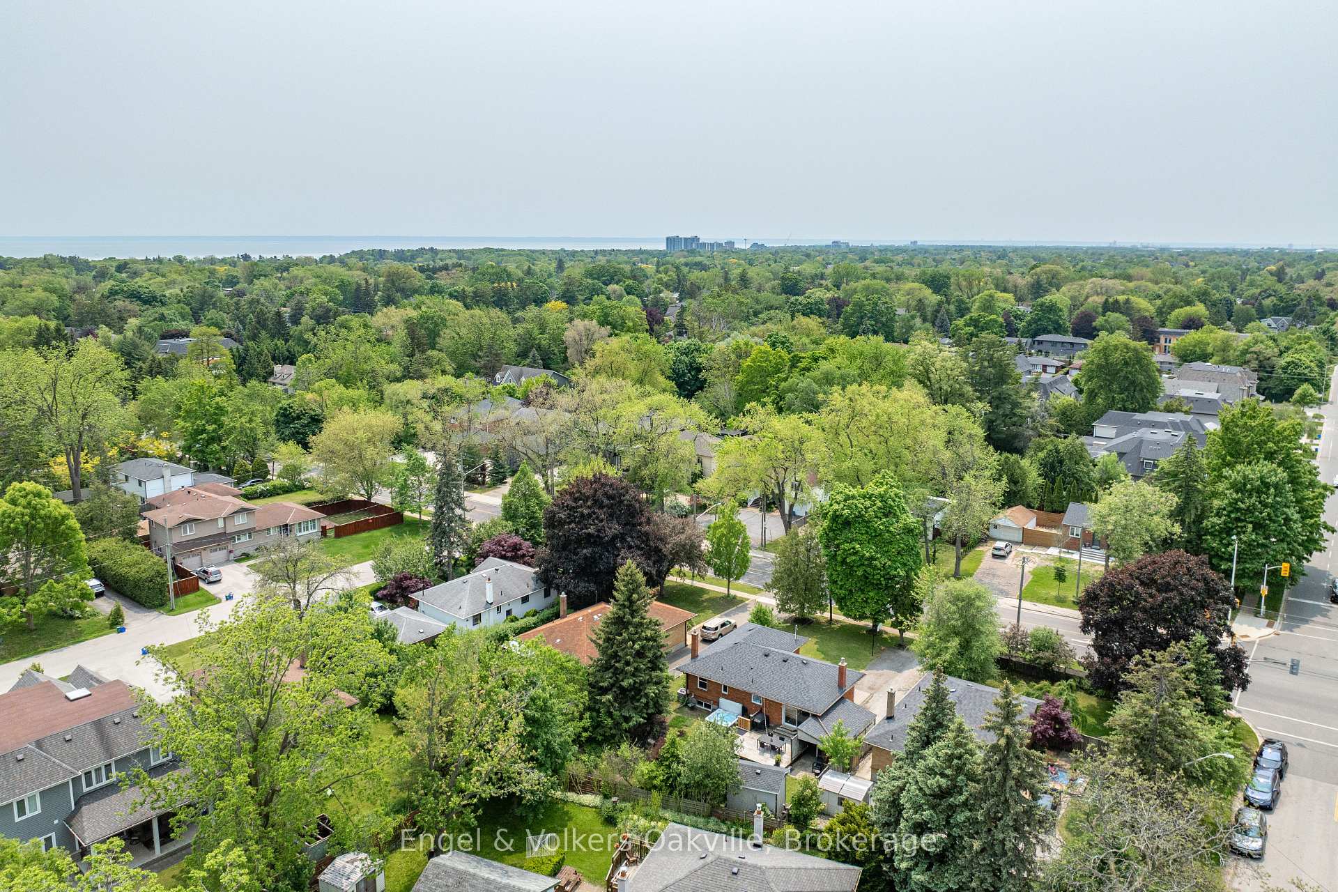 Photo 38 of 465 Fourth Line, Oakville, West — HOMEH