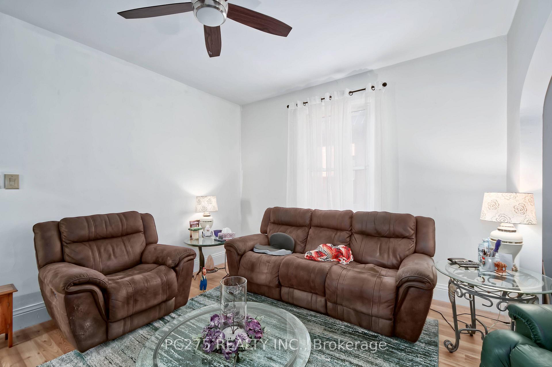 Photo 9 of 20 Maple Street, St. Thomas — HOMEH