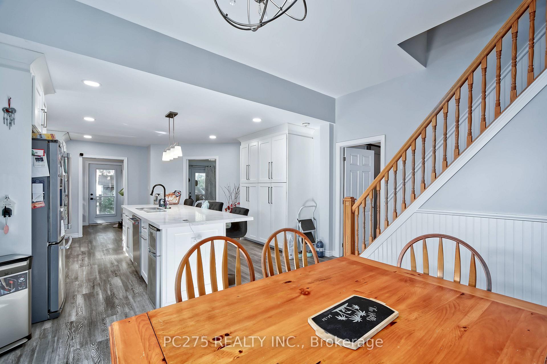 Photo 12 of 20 Maple Street, St. Thomas — HOMEH
