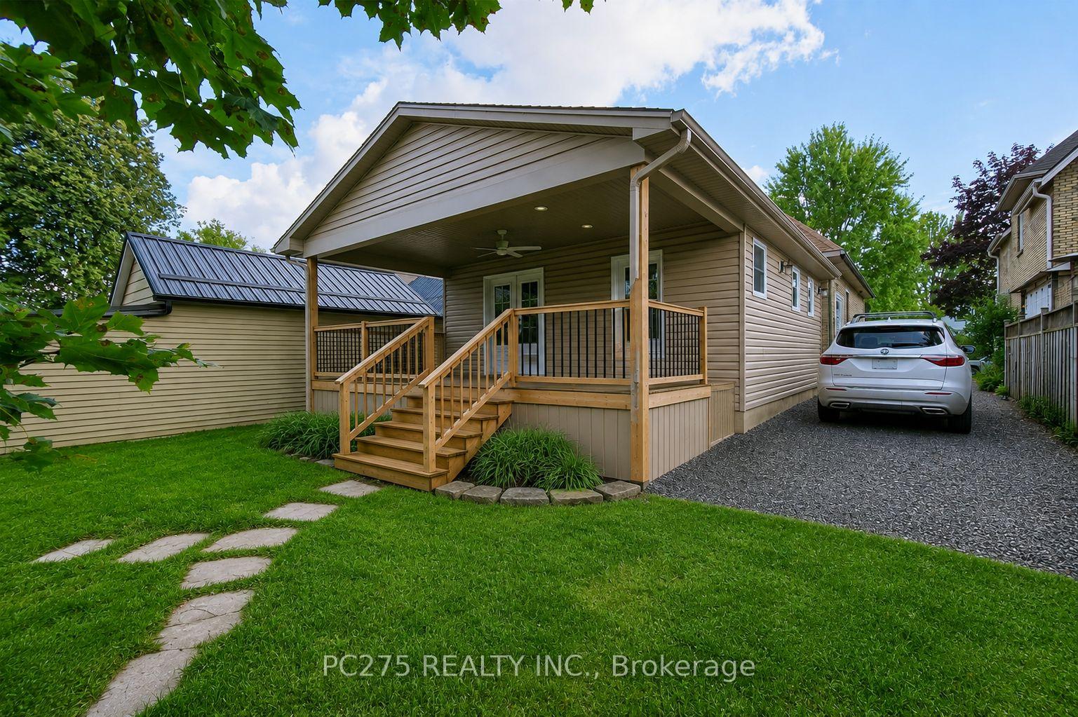 Photo 40 of 20 Maple Street, St. Thomas — HOMEH
