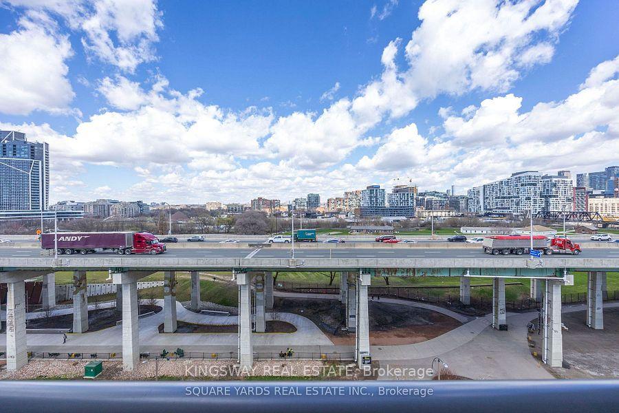 Photo 5 of Unit 1062, 209 Fort York Boulevard, Toronto, Niagara — HOMEH
