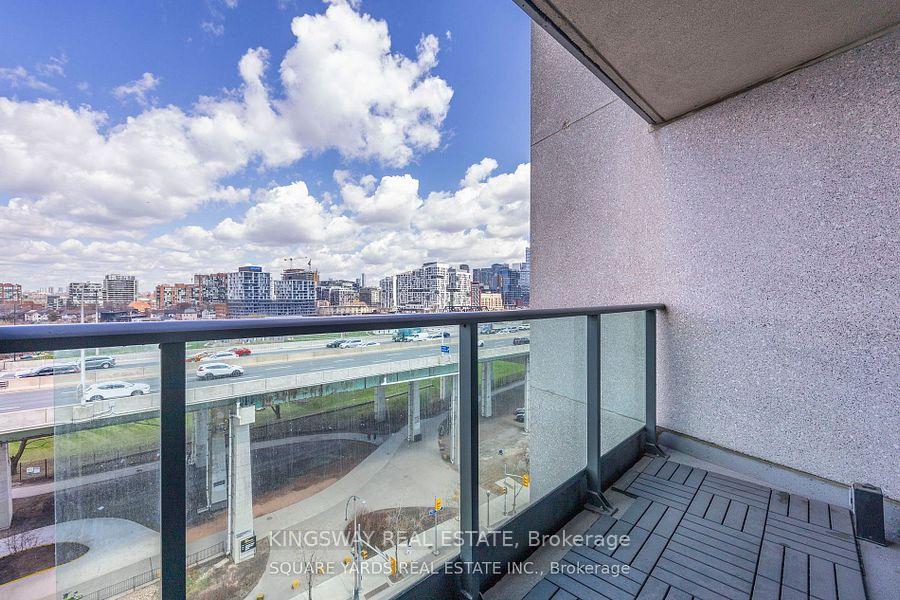 Photo 6 of Unit 1062, 209 Fort York Boulevard, Toronto, Niagara — HOMEH