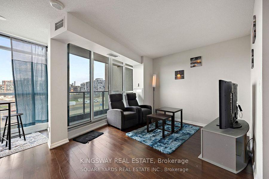 Photo 8 of Unit 1062, 209 Fort York Boulevard, Toronto, Niagara — HOMEH