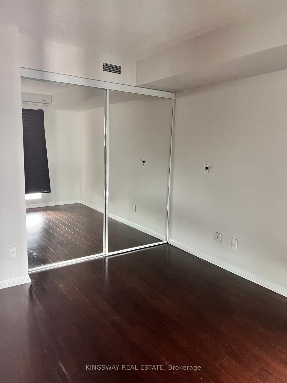 Photo 31 of Unit 1062, 209 Fort York Boulevard, Toronto, Niagara — HOMEH