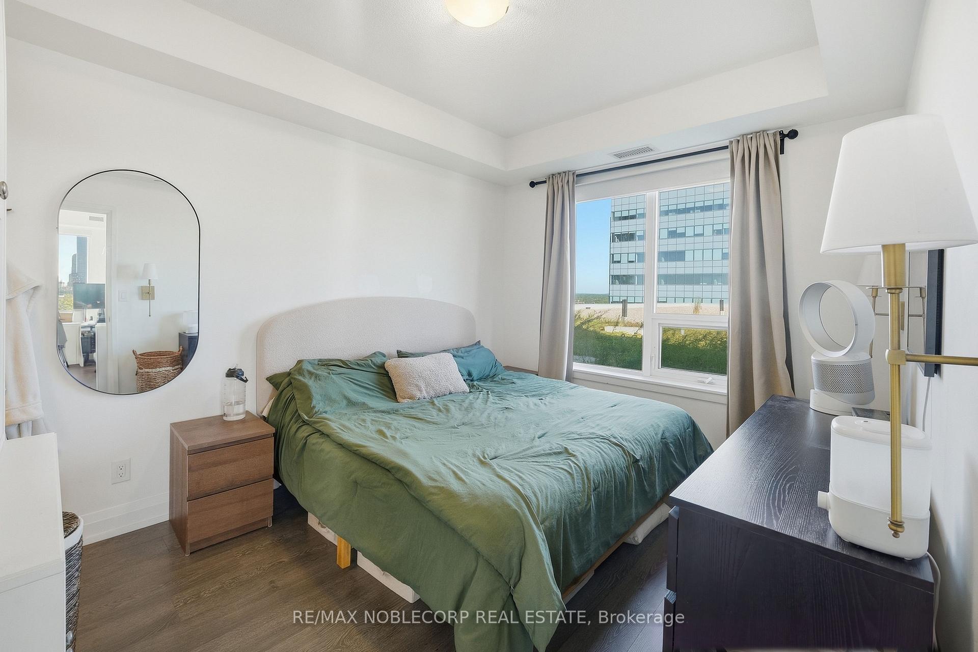 Photo 10 of Unit 805, 3600 Highway 7 Road, Vaughan, Vaughan Corporate Centre — HOMEH