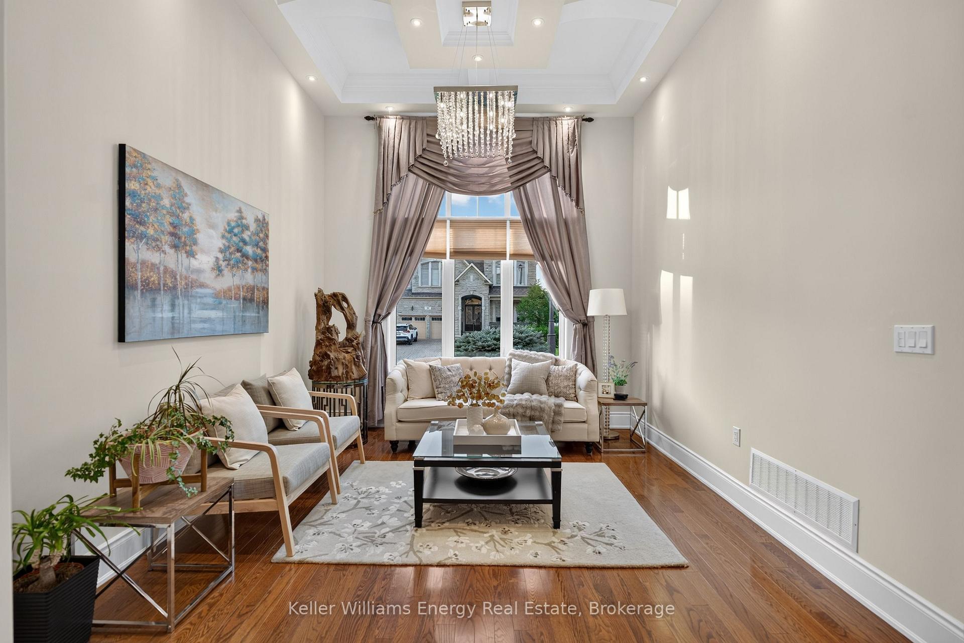 Photo 6 of 59 Venkata Drive, Vaughan, Kleinburg — HOMEH