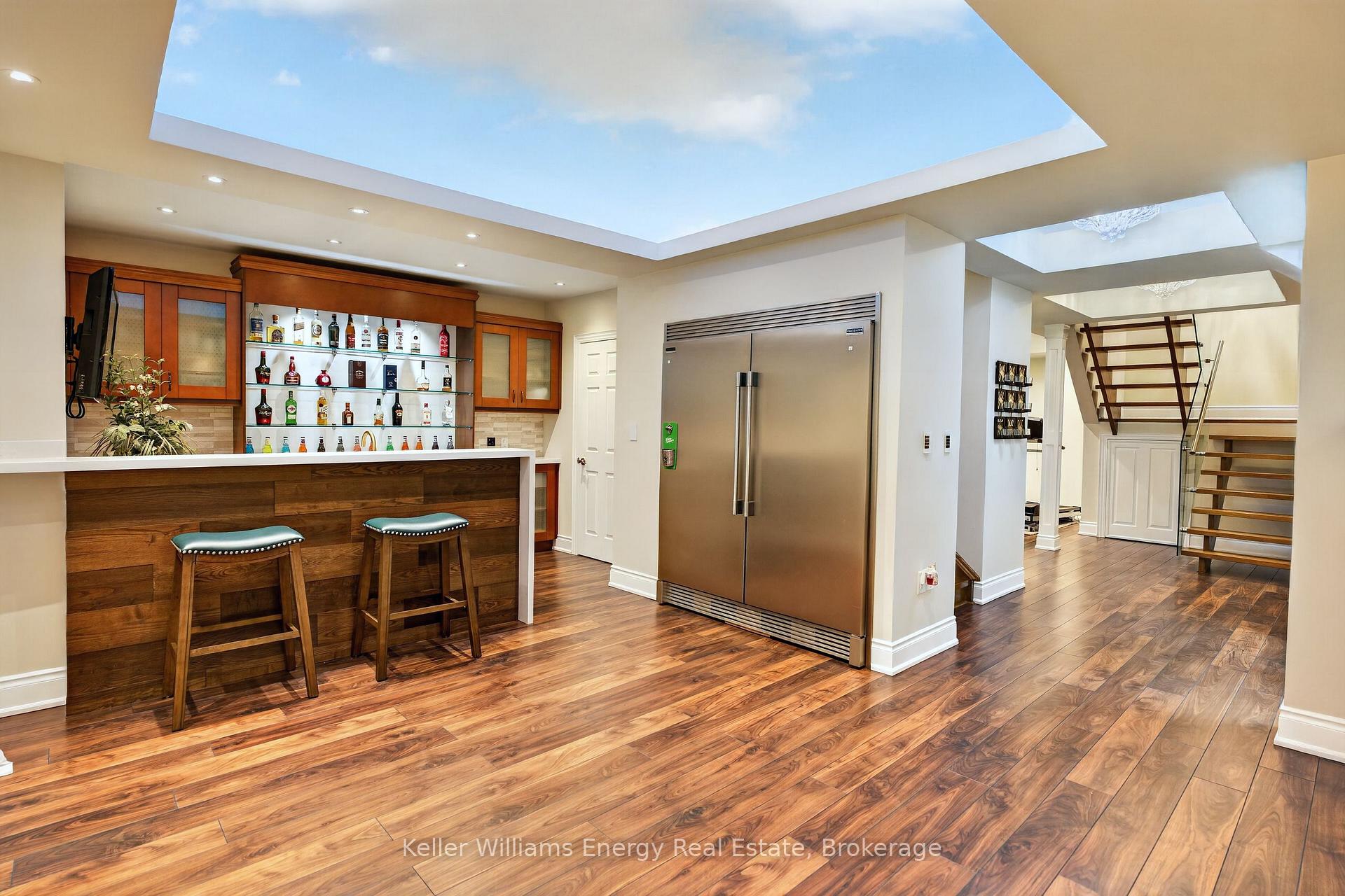Photo 35 of 59 Venkata Drive, Vaughan, Kleinburg — HOMEH