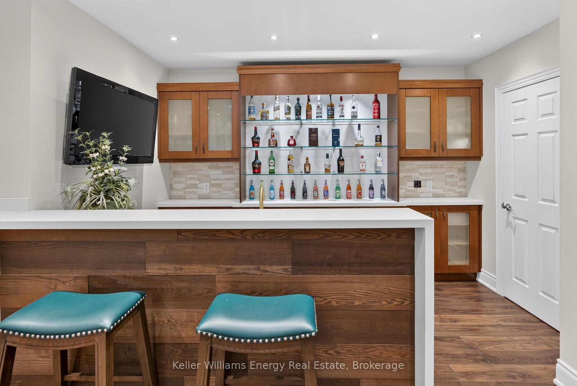 Photo 36 of 59 Venkata Drive, Vaughan, Kleinburg — HOMEH