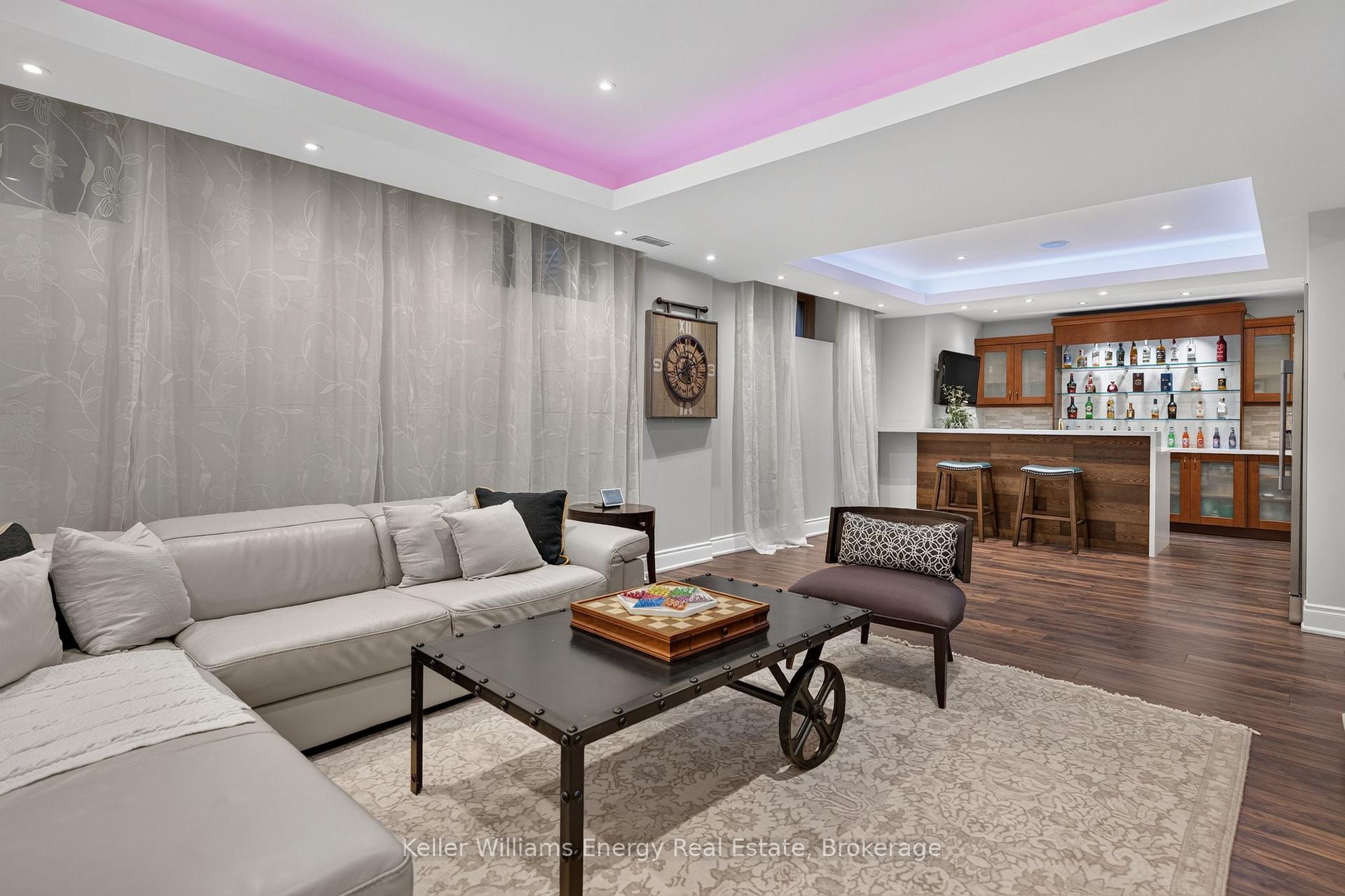 Photo 38 of 59 Venkata Drive, Vaughan, Kleinburg — HOMEH