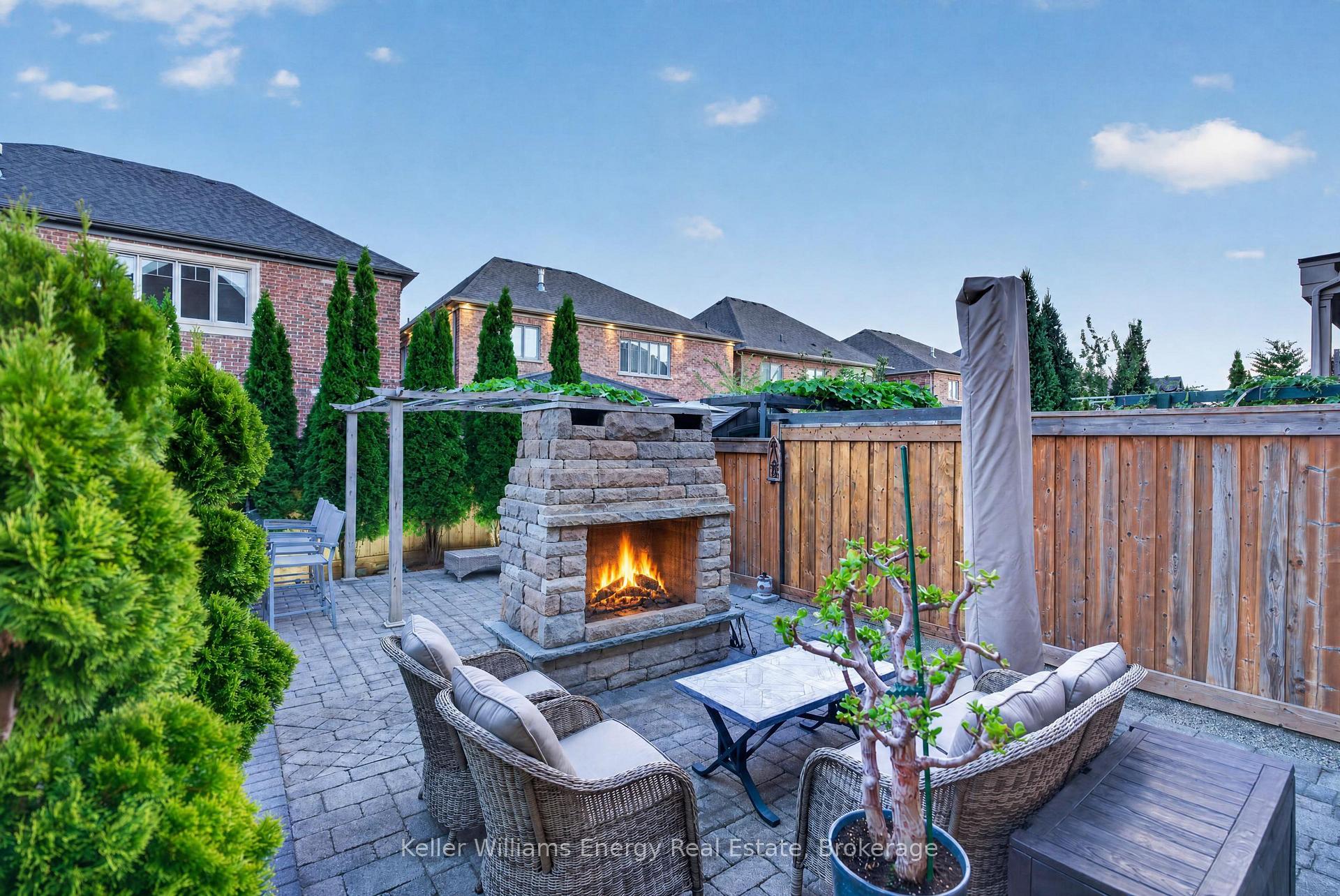 Photo 44 of 59 Venkata Drive, Vaughan, Kleinburg — HOMEH