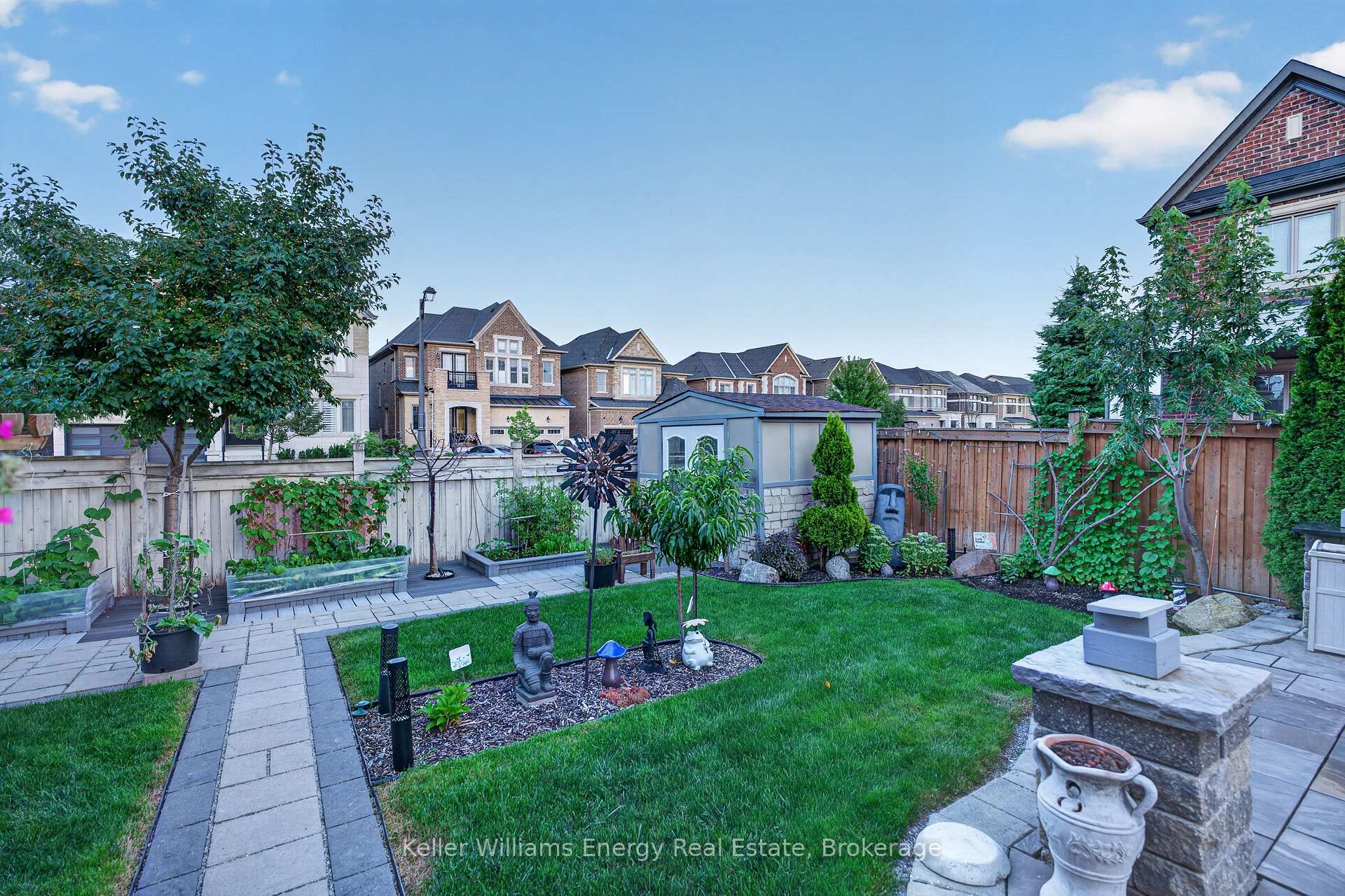 Photo 46 of 59 Venkata Drive, Vaughan, Kleinburg — HOMEH