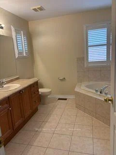Photo 10 of 3219 Flagstone Drive, Mississauga, Churchill Meadows — HOMEH