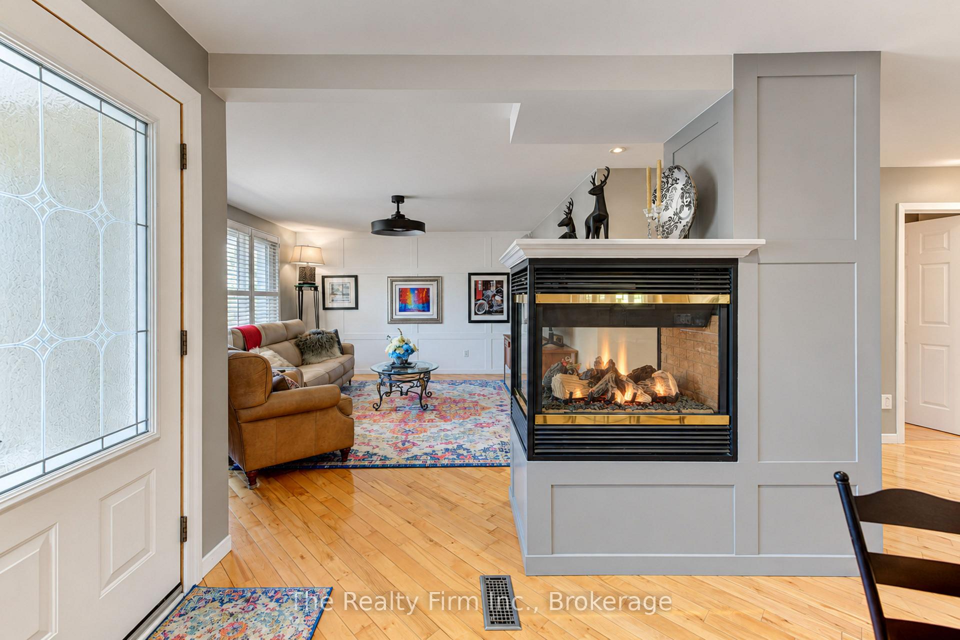 Photo 4 of 218 Forestwood Drive, Kitchener, Forest Heights — HOMEH