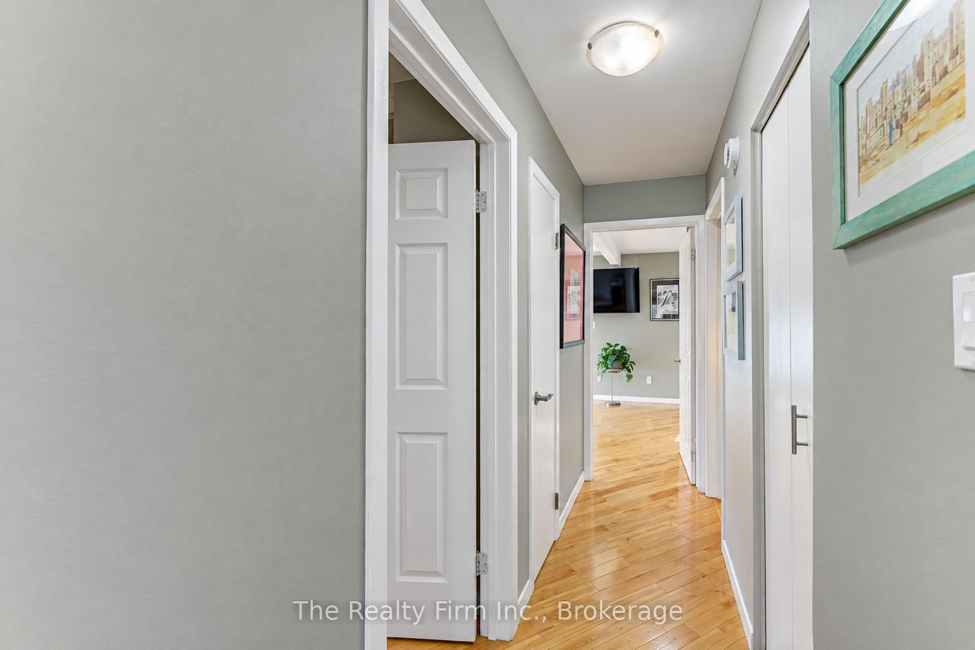 Photo 19 of 218 Forestwood Drive, Kitchener, Forest Heights — HOMEH