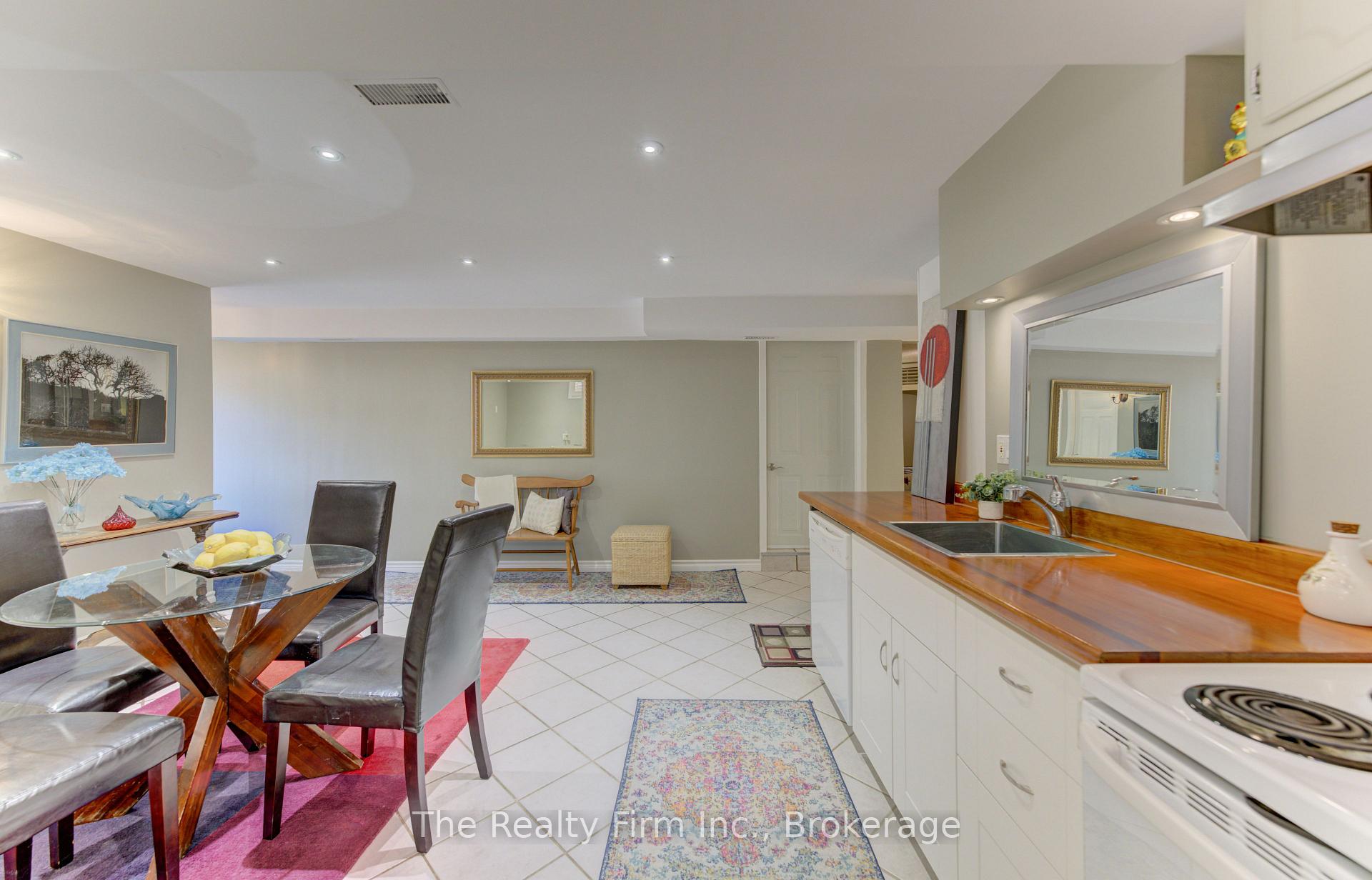 Photo 29 of 218 Forestwood Drive, Kitchener, Forest Heights — HOMEH