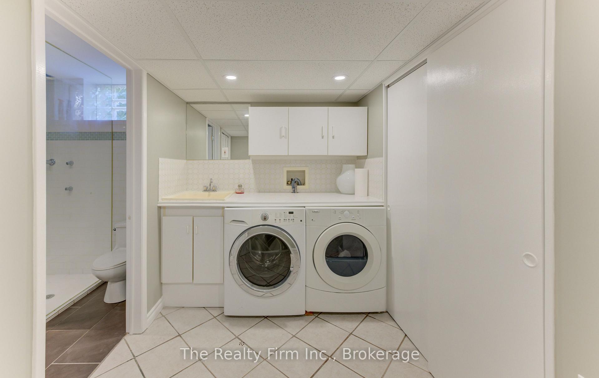 Photo 34 of 218 Forestwood Drive, Kitchener, Forest Heights — HOMEH