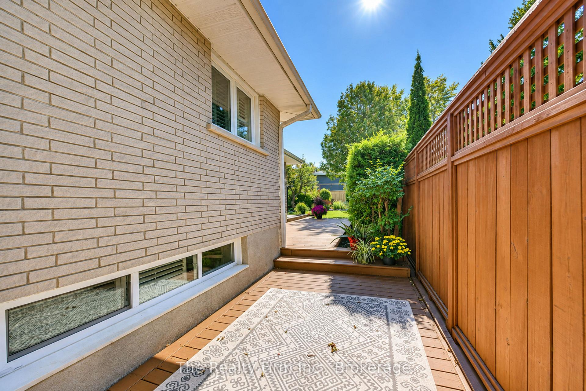 Photo 43 of 218 Forestwood Drive, Kitchener, Forest Heights — HOMEH