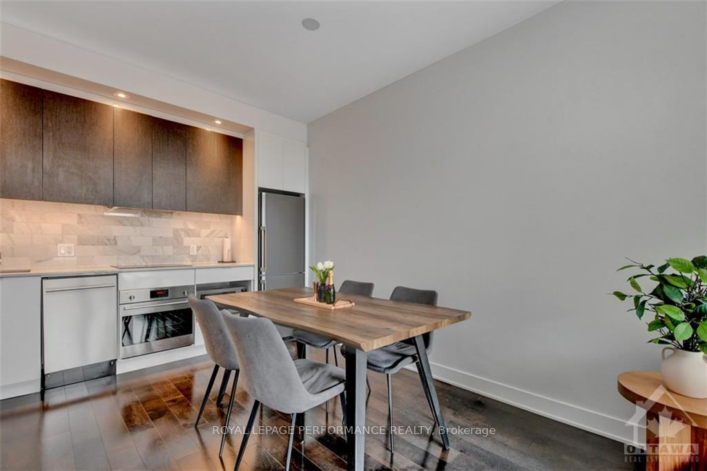 Photo 6 of Unit 1705, 20 Daly Avenue, Ottawa, Sandy Hill — HOMEH