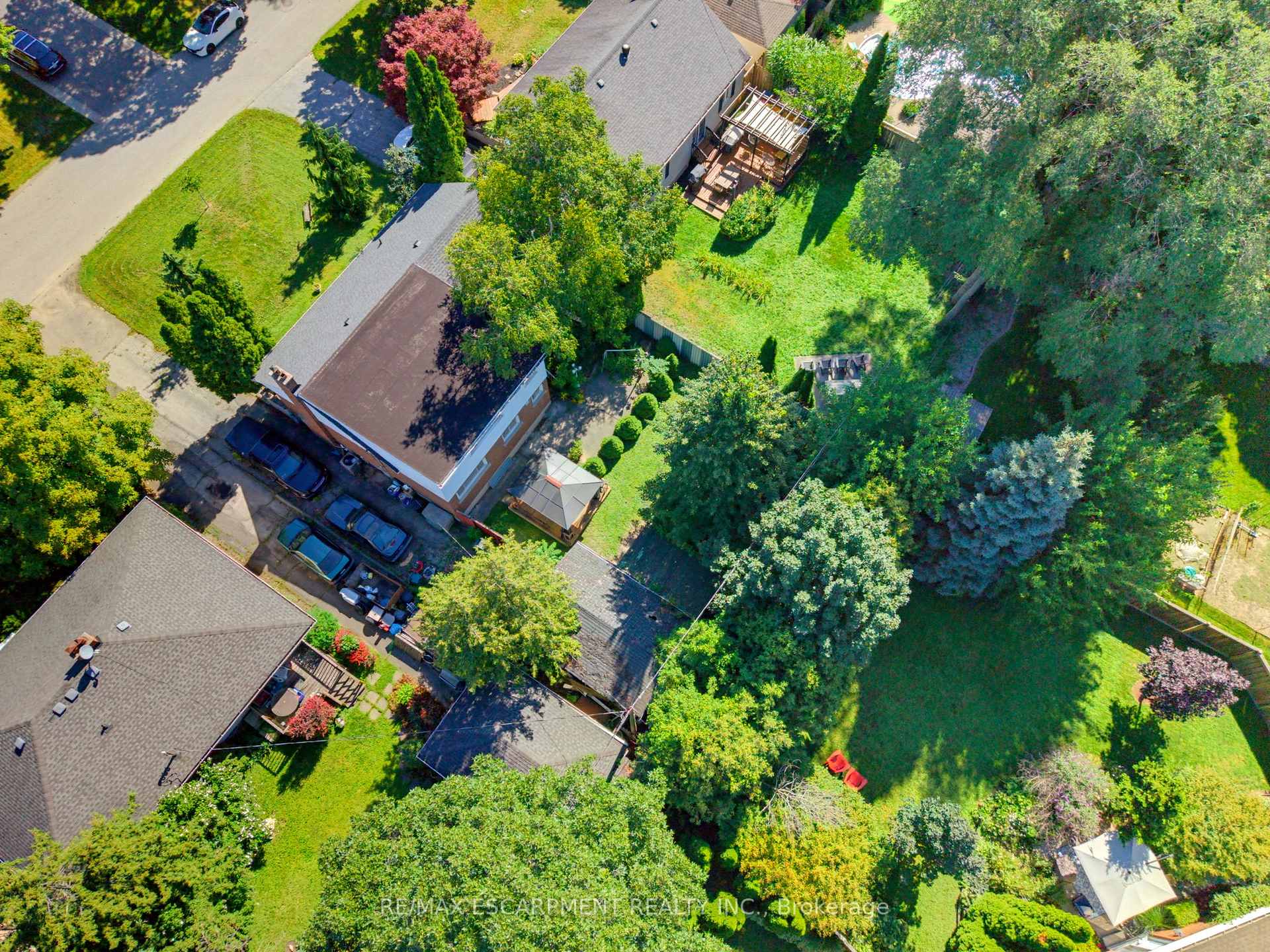 Photo 42 of 940 Harvey Place, Burlington, LaSalle — HOMEH