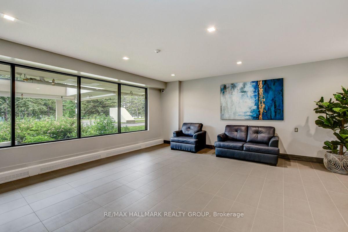 Photo 5 of Unit 1601, 665 Bathgate Drive, Ottawa, Carson Meadows — HOMEH