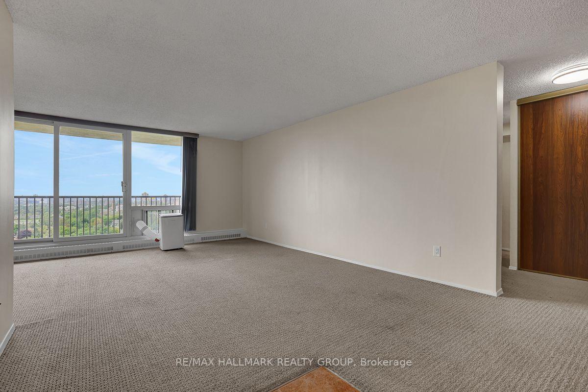 Photo 11 of Unit 1601, 665 Bathgate Drive, Ottawa, Carson Meadows — HOMEH