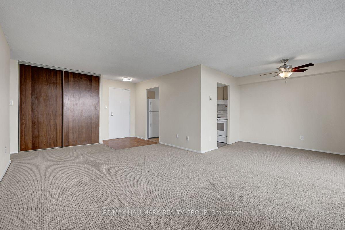 Photo 13 of Unit 1601, 665 Bathgate Drive, Ottawa, Carson Meadows — HOMEH