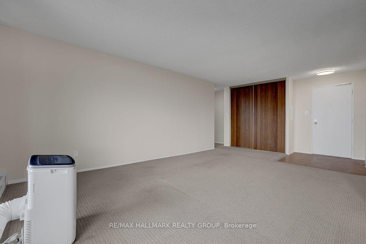 Photo 14 of Unit 1601, 665 Bathgate Drive, Ottawa, Carson Meadows — HOMEH
