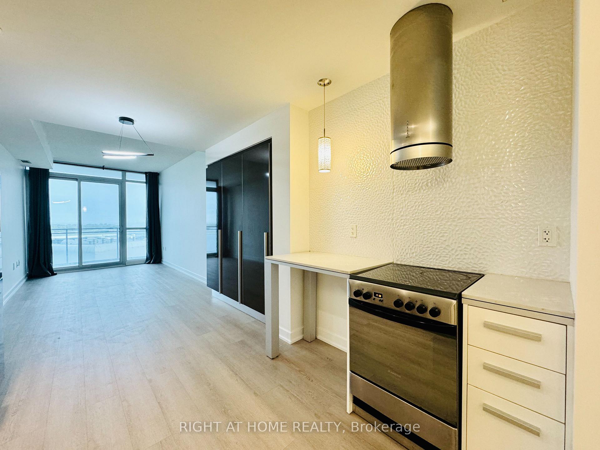 Photo 3 of Unit 1815, 38 Dan Leckie Way, Toronto, Waterfront Communities — HOMEH