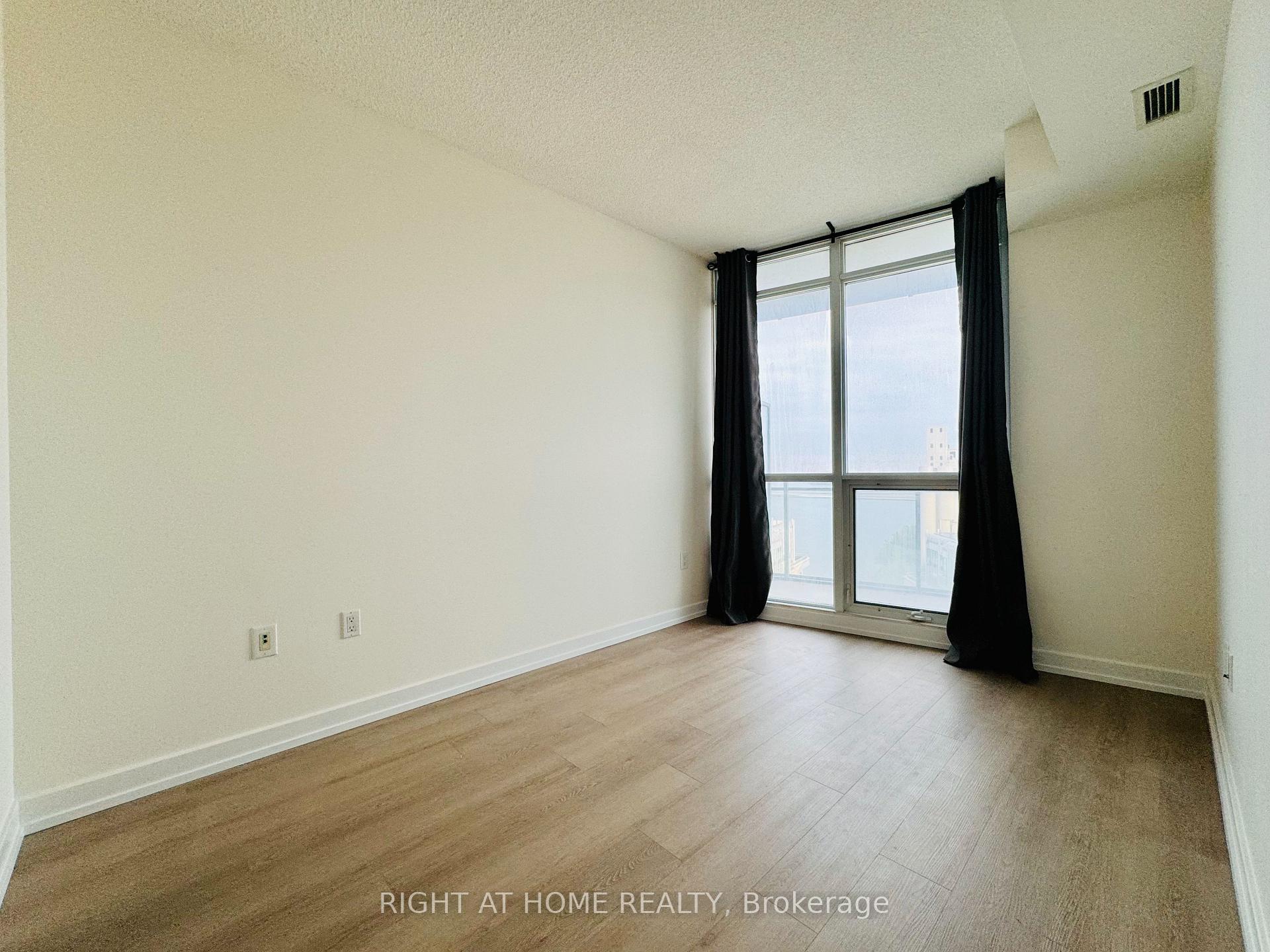 Photo 4 of Unit 1815, 38 Dan Leckie Way, Toronto, Waterfront Communities — HOMEH