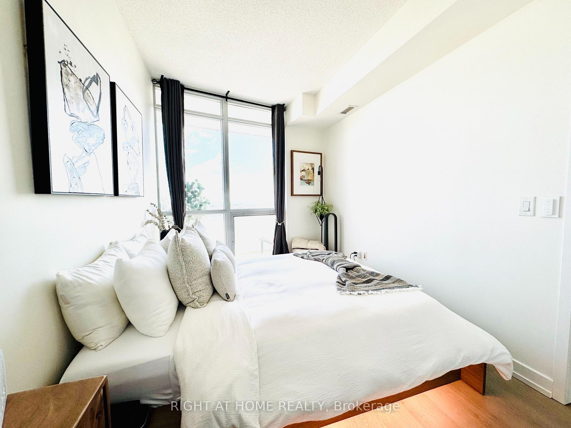 Photo 11 of Unit 1815, 38 Dan Leckie Way, Toronto, Waterfront Communities — HOMEH