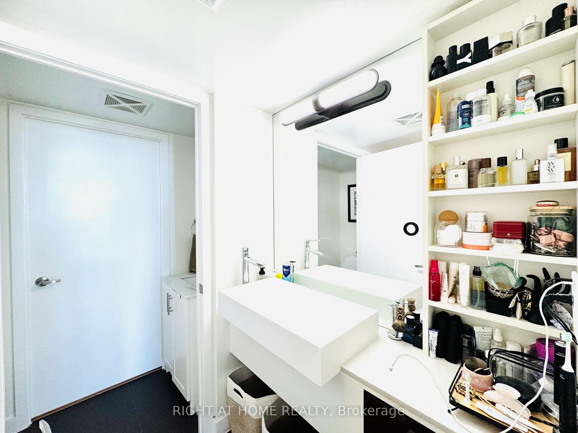 Photo 17 of Unit 1815, 38 Dan Leckie Way, Toronto, Waterfront Communities — HOMEH