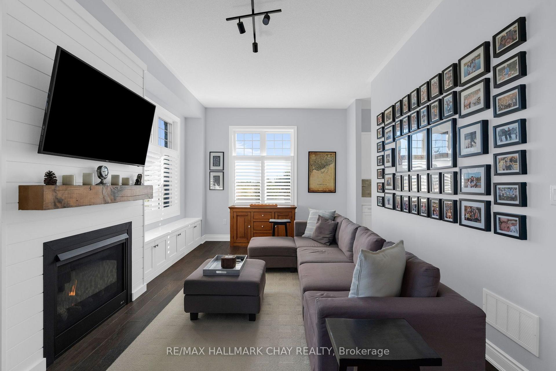 Photo 10 of 37 Nelson Street, Clearview, Creemore — HOMEH