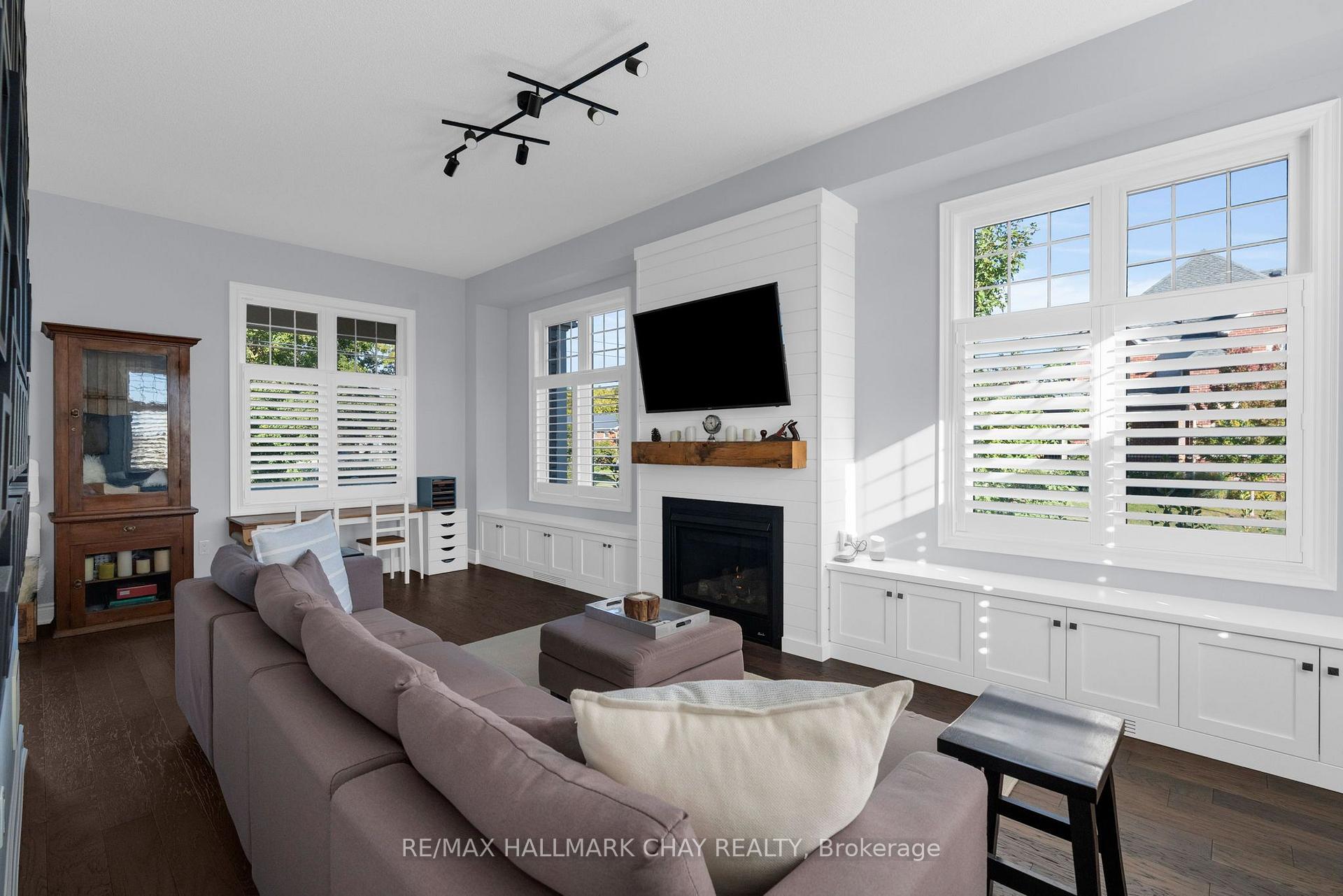 Photo 13 of 37 Nelson Street, Clearview, Creemore — HOMEH