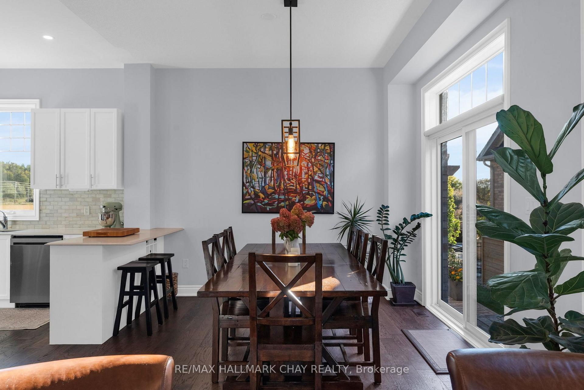 Photo 19 of 37 Nelson Street, Clearview, Creemore — HOMEH