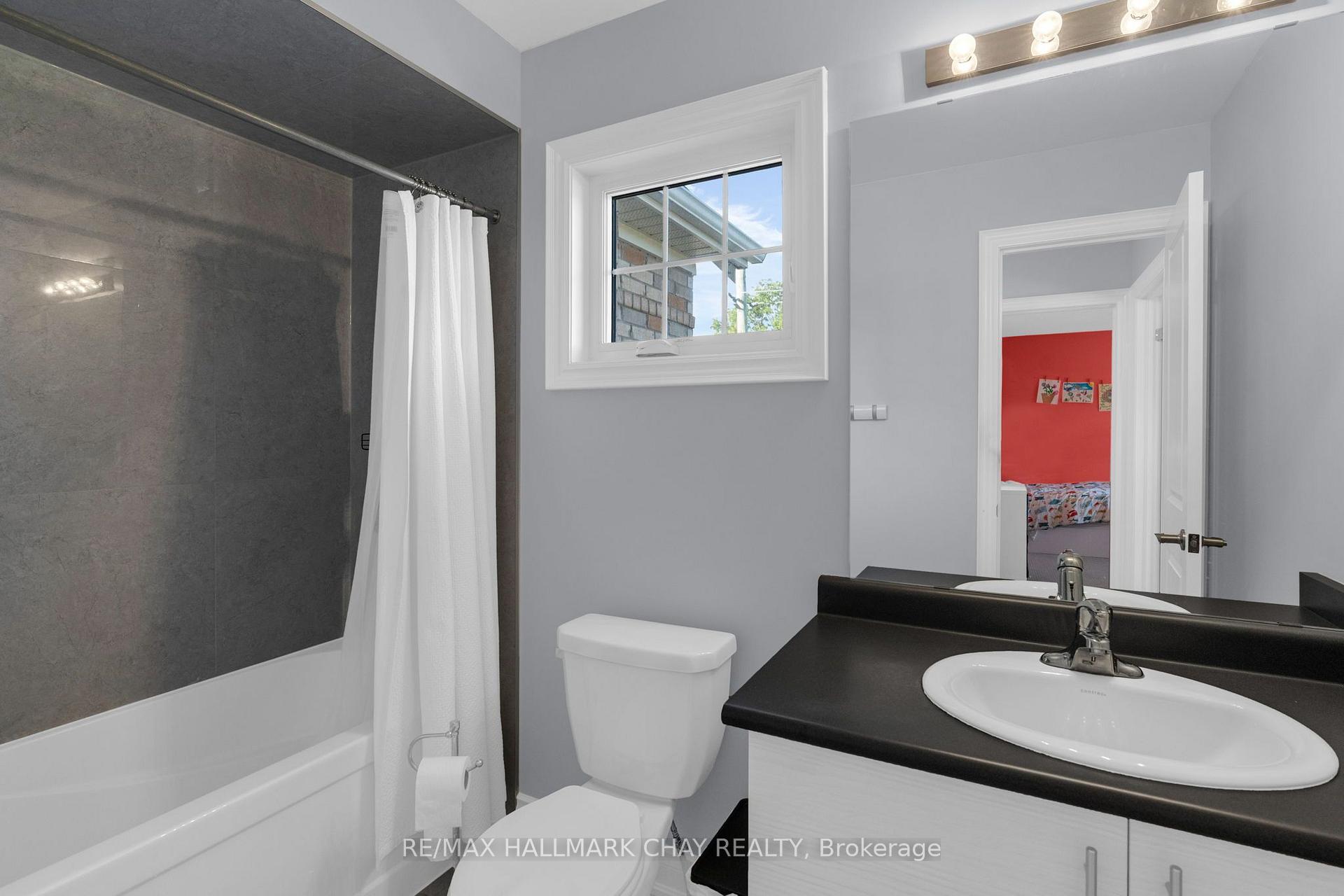Photo 37 of 37 Nelson Street, Clearview, Creemore — HOMEH