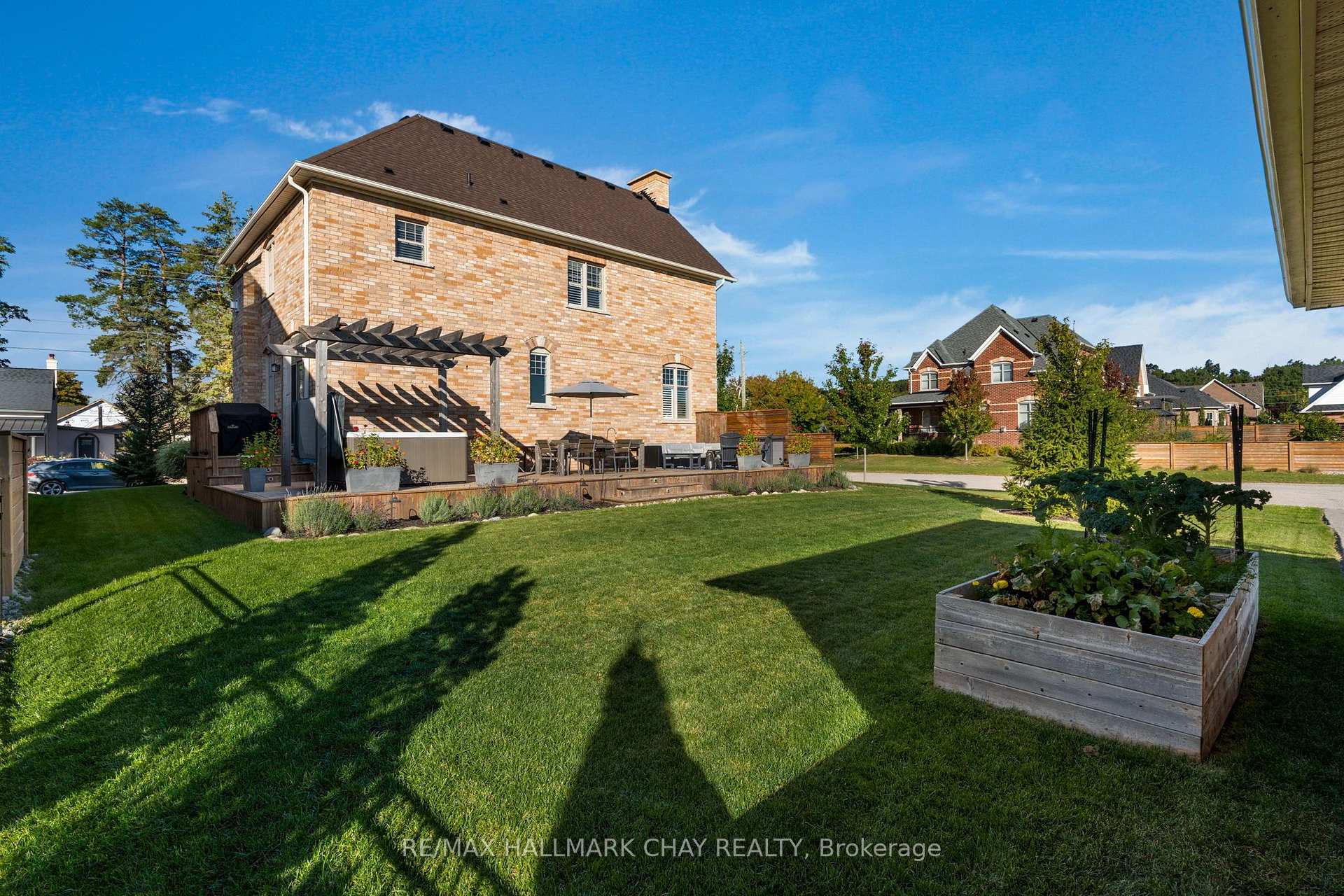 Photo 46 of 37 Nelson Street, Clearview, Creemore — HOMEH