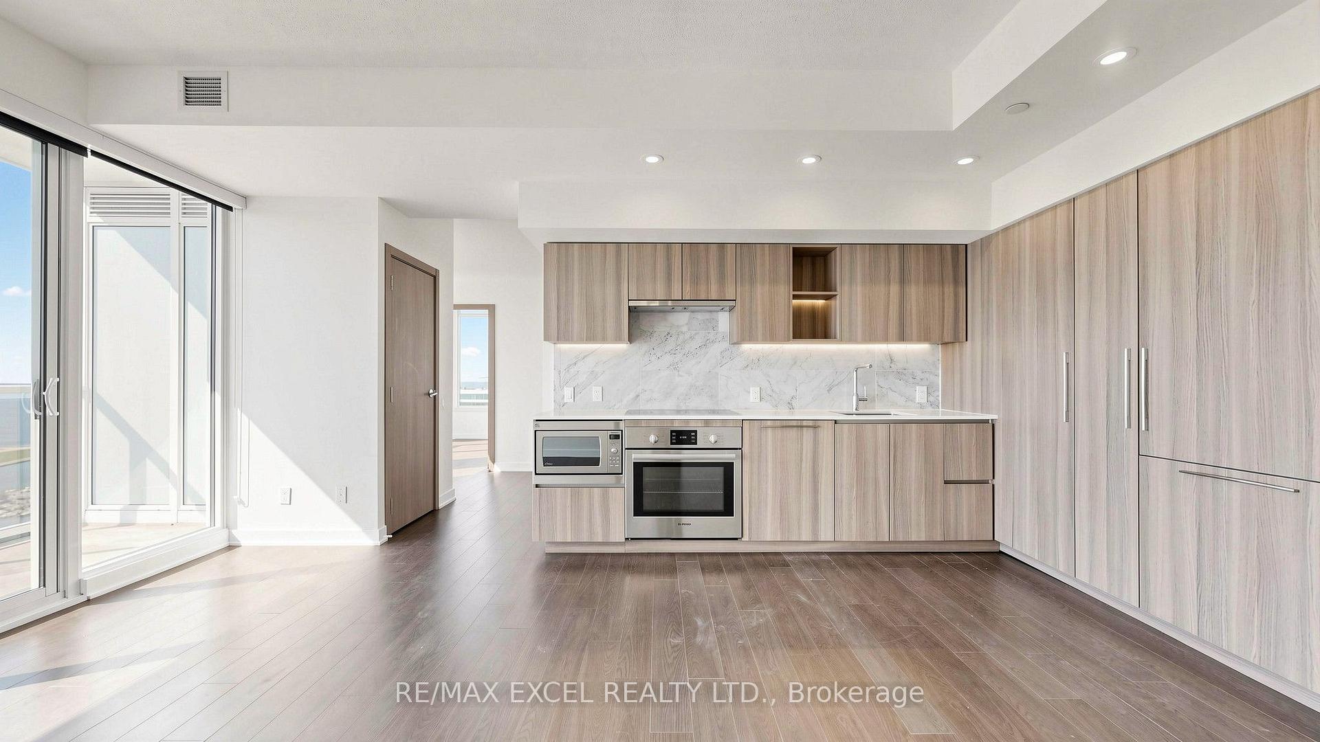 Photo 7 of Unit 4002, 17 Bathurst Street, Toronto, Waterfront Communities — HOMEH