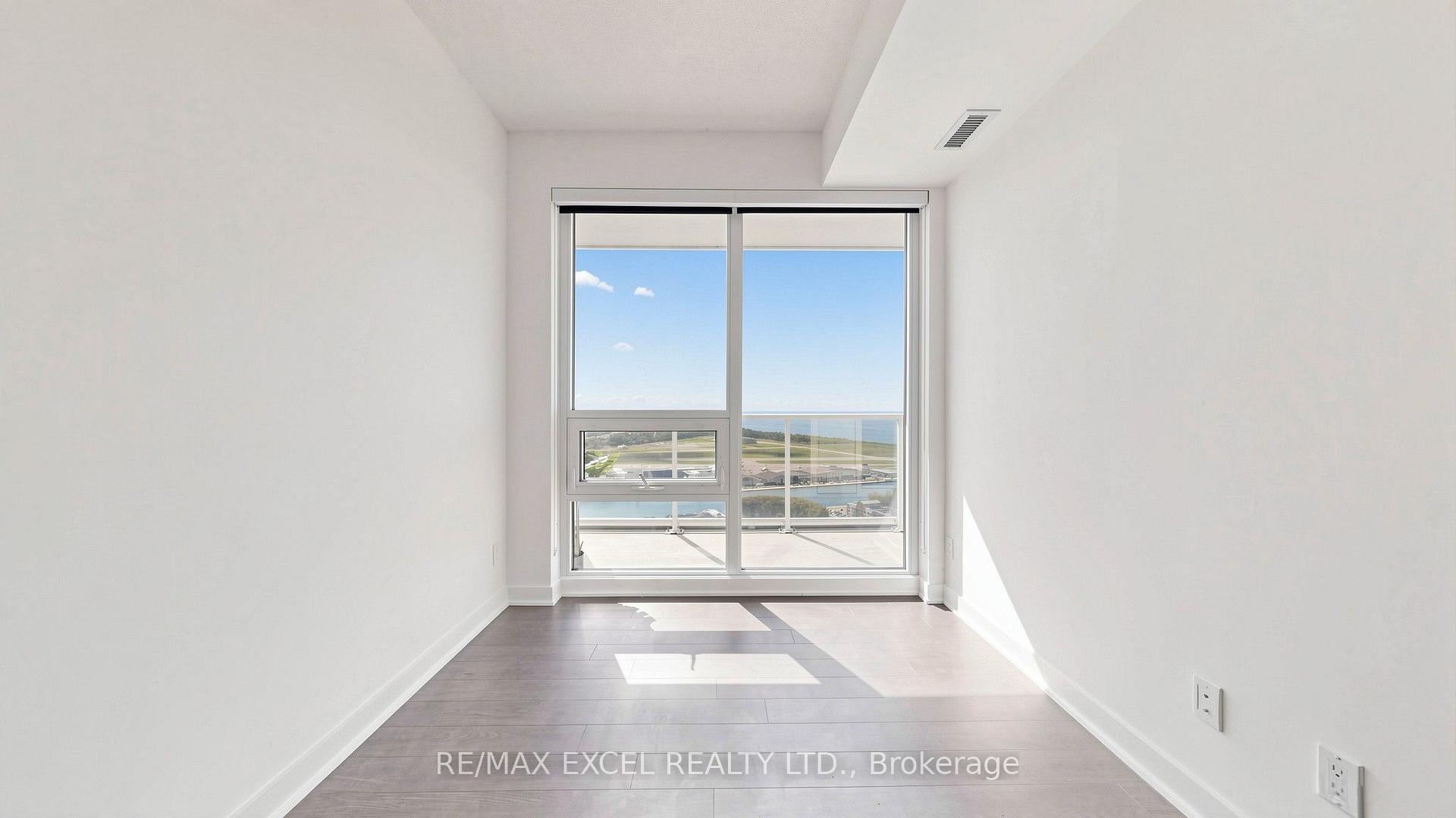 Photo 10 of Unit 4002, 17 Bathurst Street, Toronto, Waterfront Communities — HOMEH