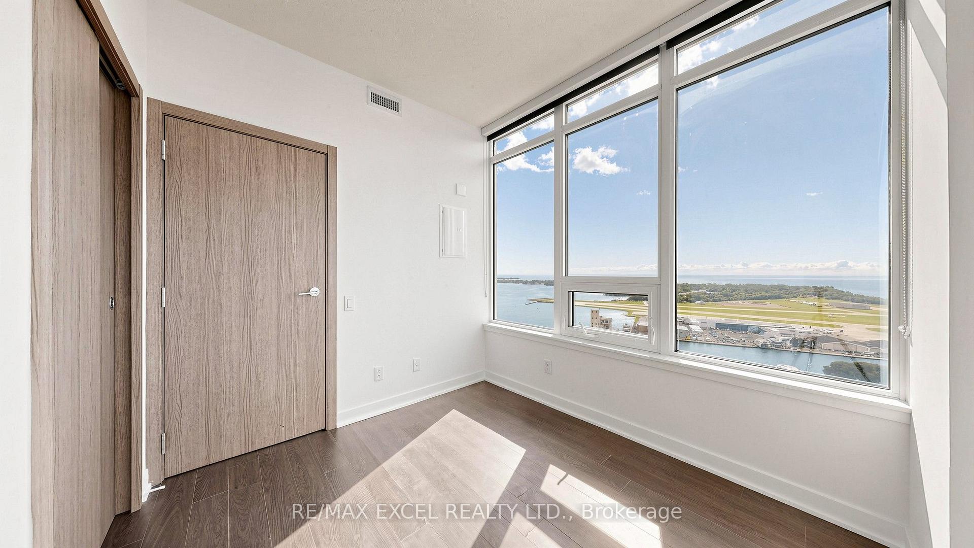 Photo 18 of Unit 4002, 17 Bathurst Street, Toronto, Waterfront Communities — HOMEH