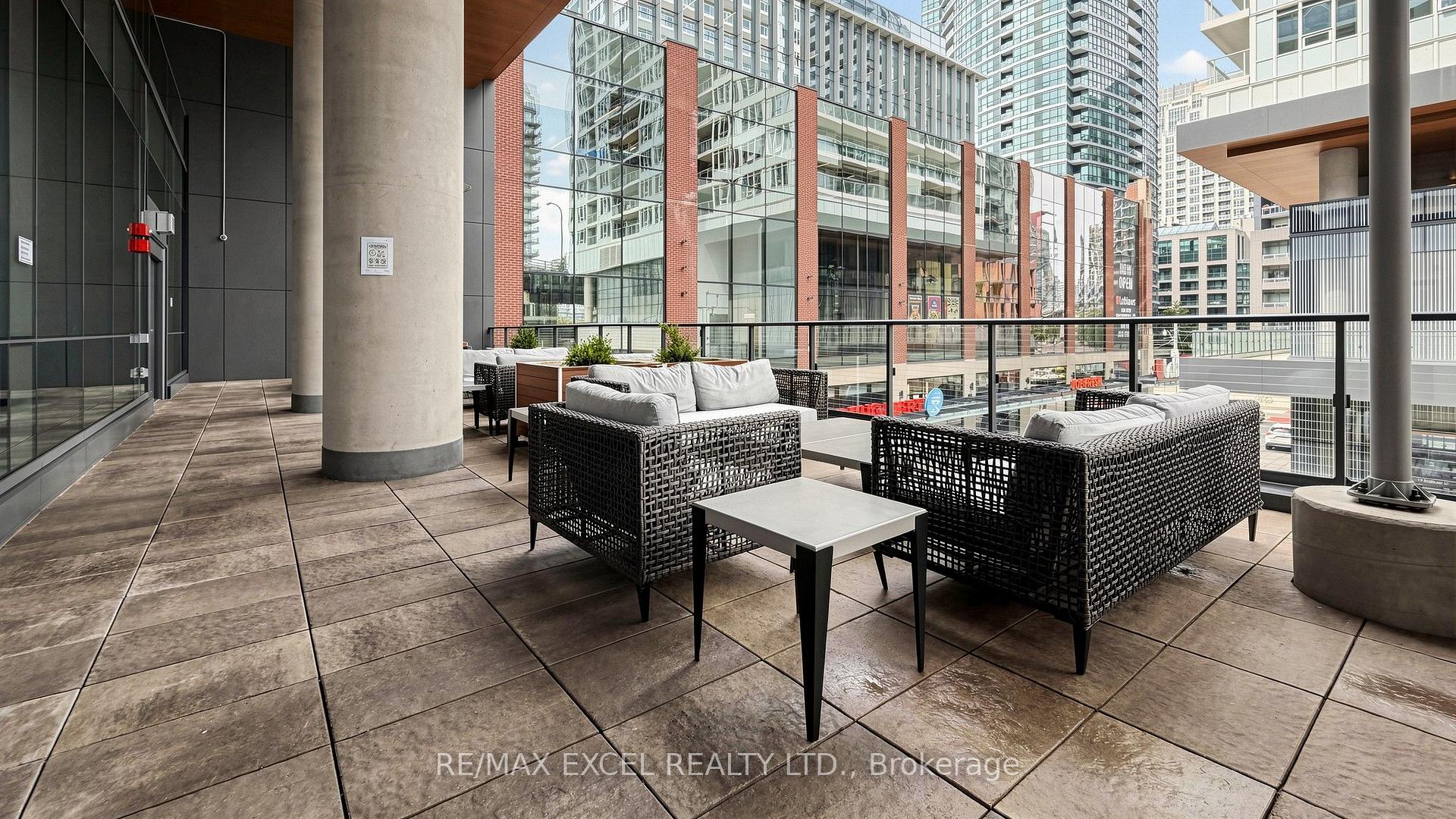 Photo 33 of Unit 4002, 17 Bathurst Street, Toronto, Waterfront Communities — HOMEH
