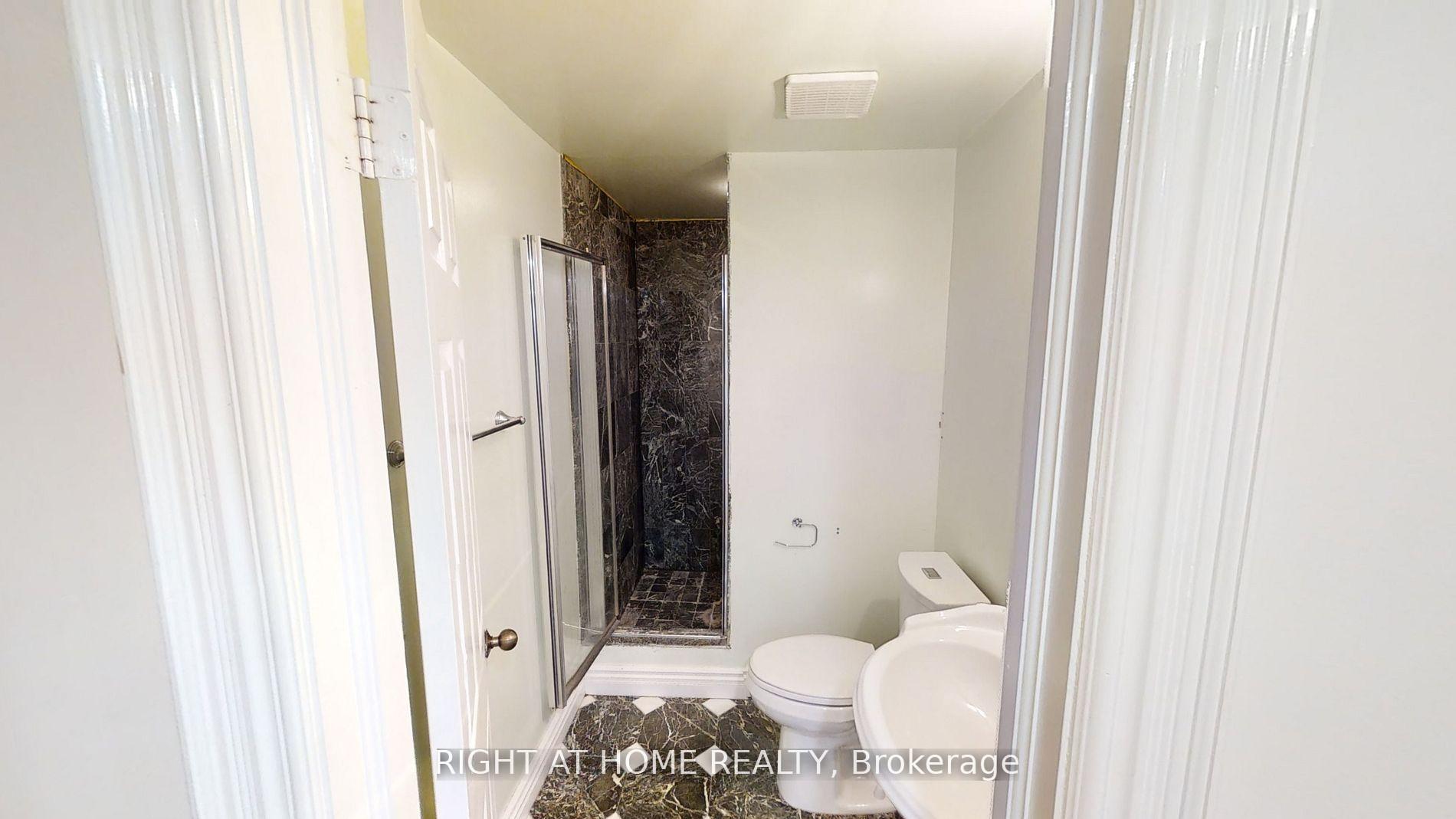 Photo 27 of 31 Northgate Crescent E, Richmond Hill, Bayview Hill — HOMEH