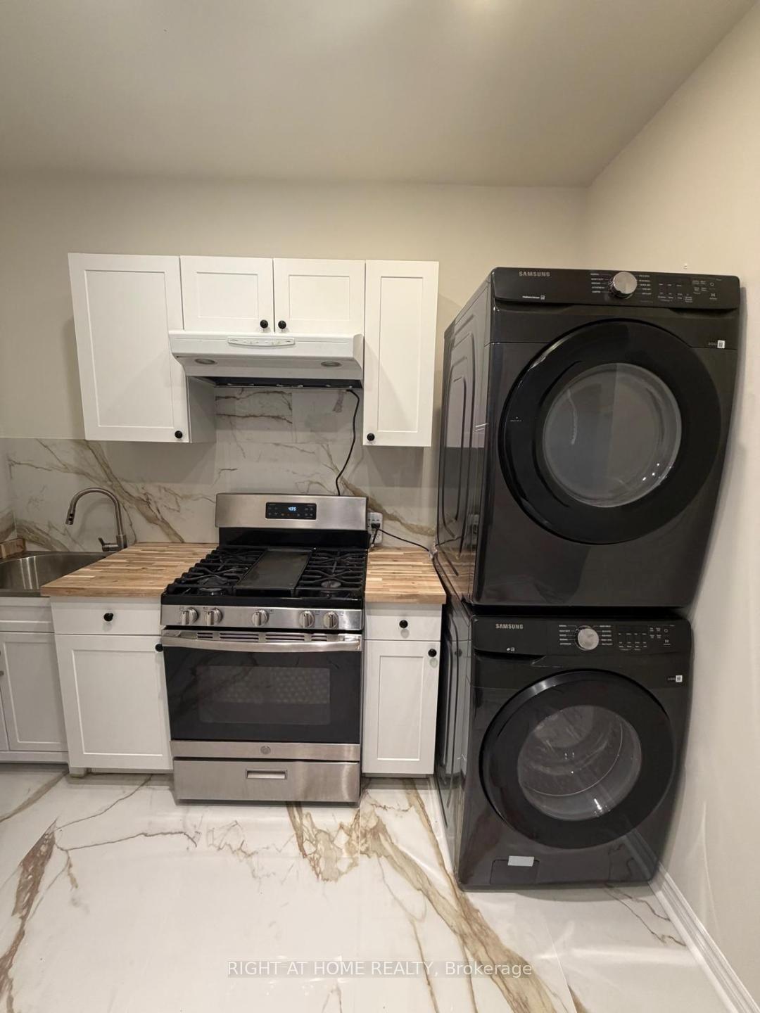 Photo 33 of 31 Northgate Crescent E, Richmond Hill, Bayview Hill — HOMEH